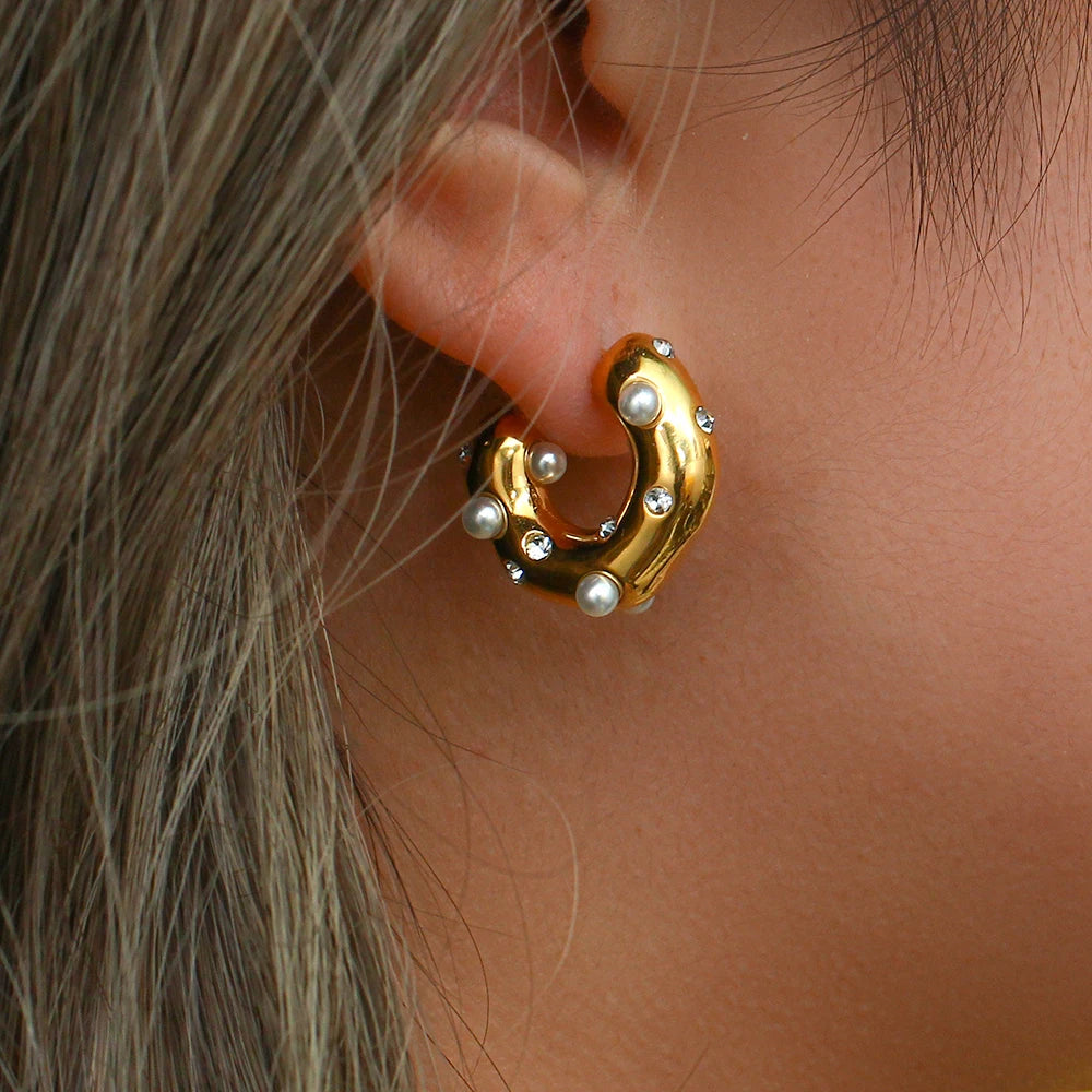 Célia pearl earrings