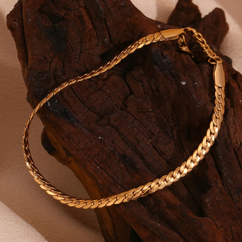 Lilly Bracelet