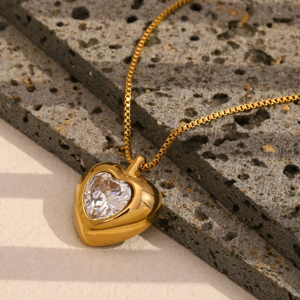 Heart Sara Necklace
