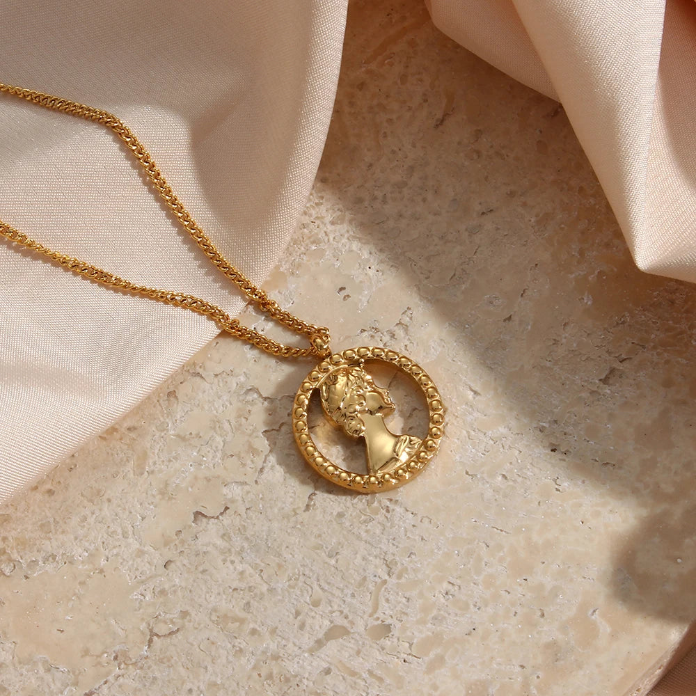 Elizabeth Necklace