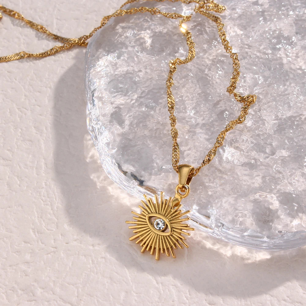 Solene Necklace