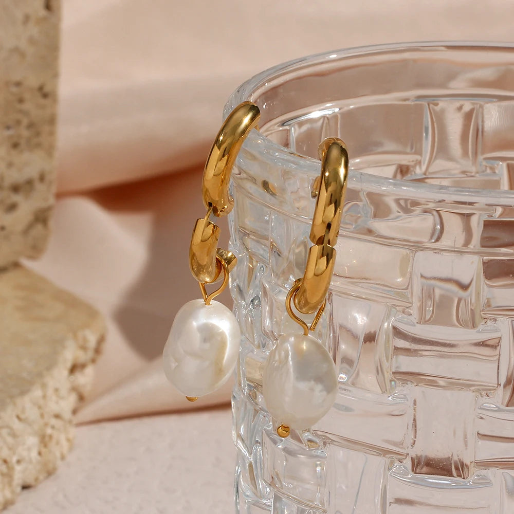 Pearl Lucia Earrings