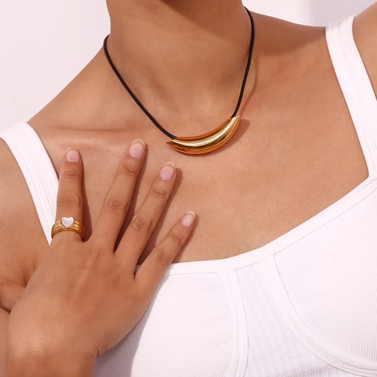 Paola necklace
