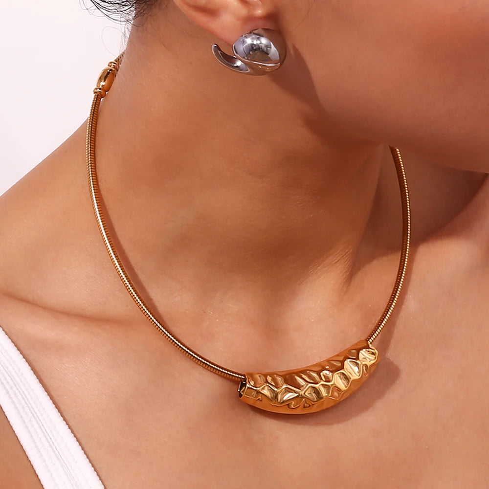 Paola necklace