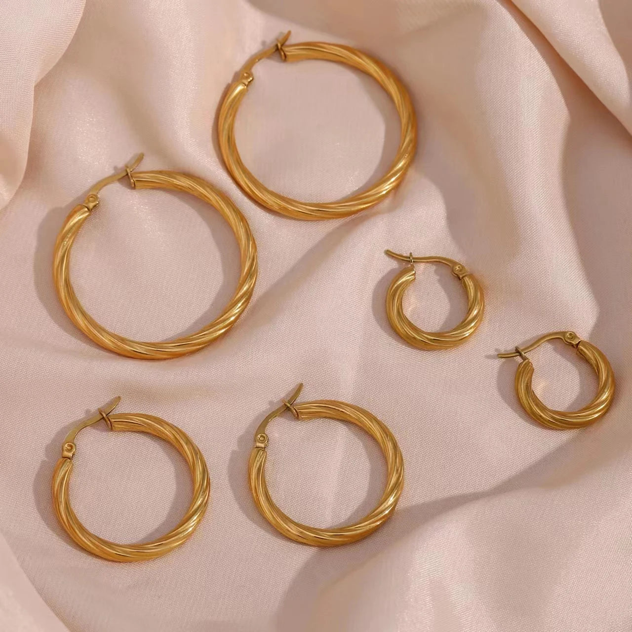 Dolores earrings