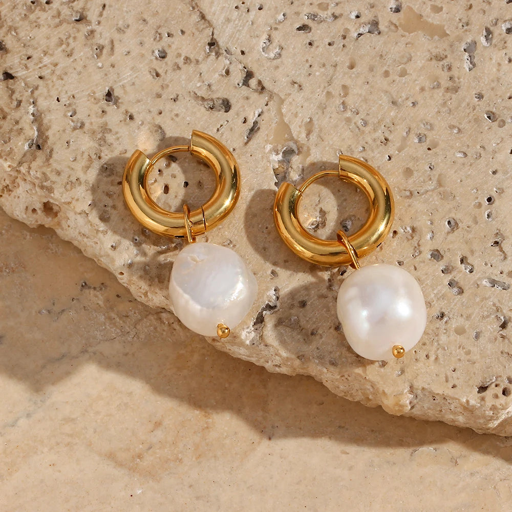 Pearl Lucia Earrings