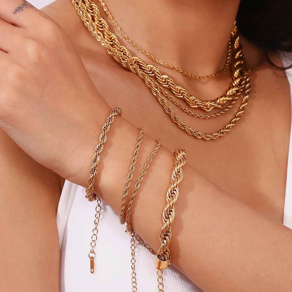 Amina Necklace