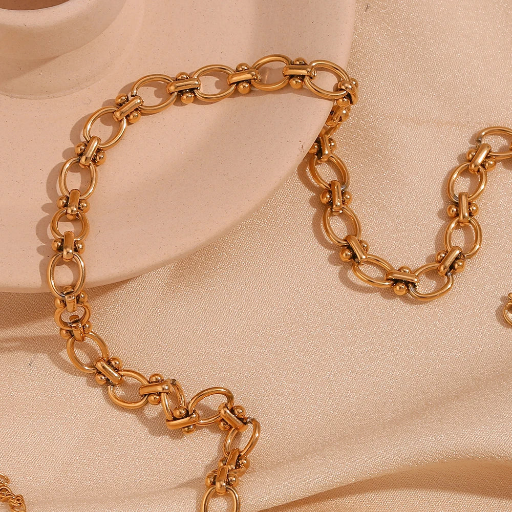 Estelle Necklace