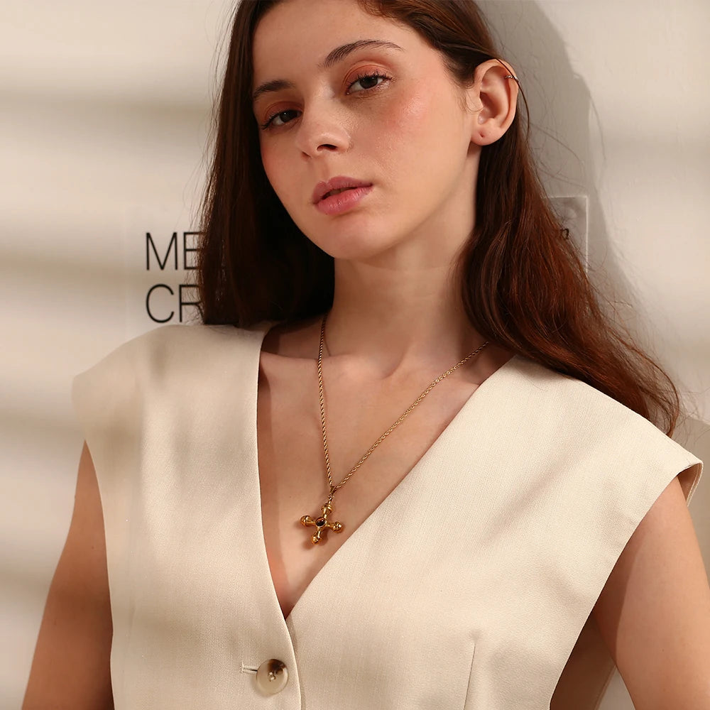 Cruz Santa Necklace