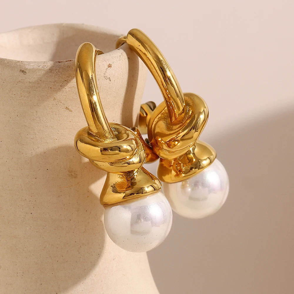 Pearl Maggie Earrings