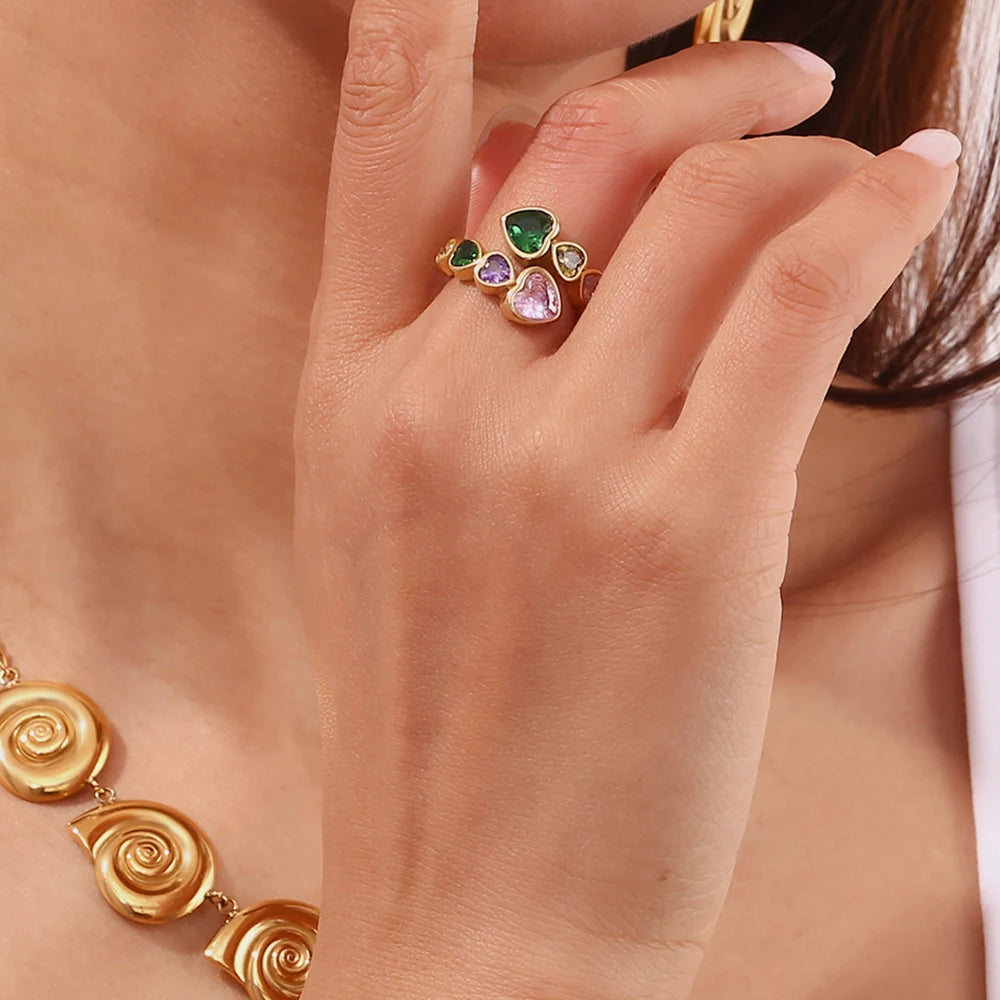 Lova Ring