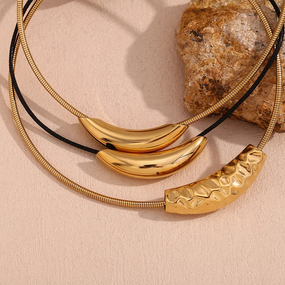 Paola necklace