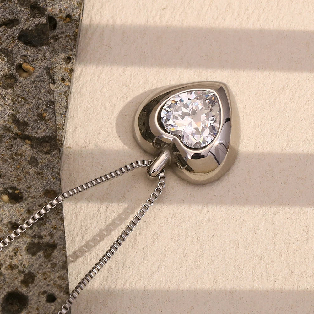 Heart Sara Necklace
