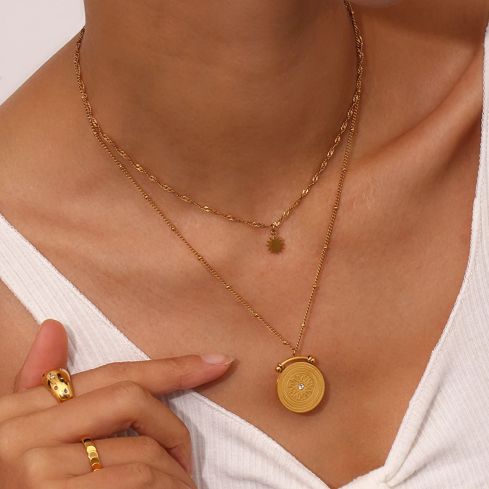 Alice Necklace