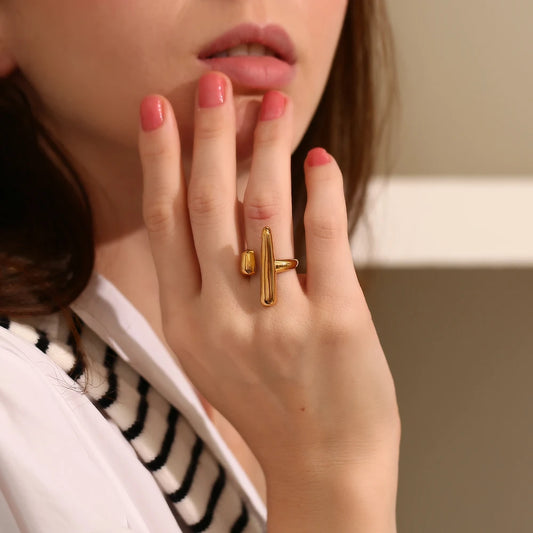 Thelma Ring