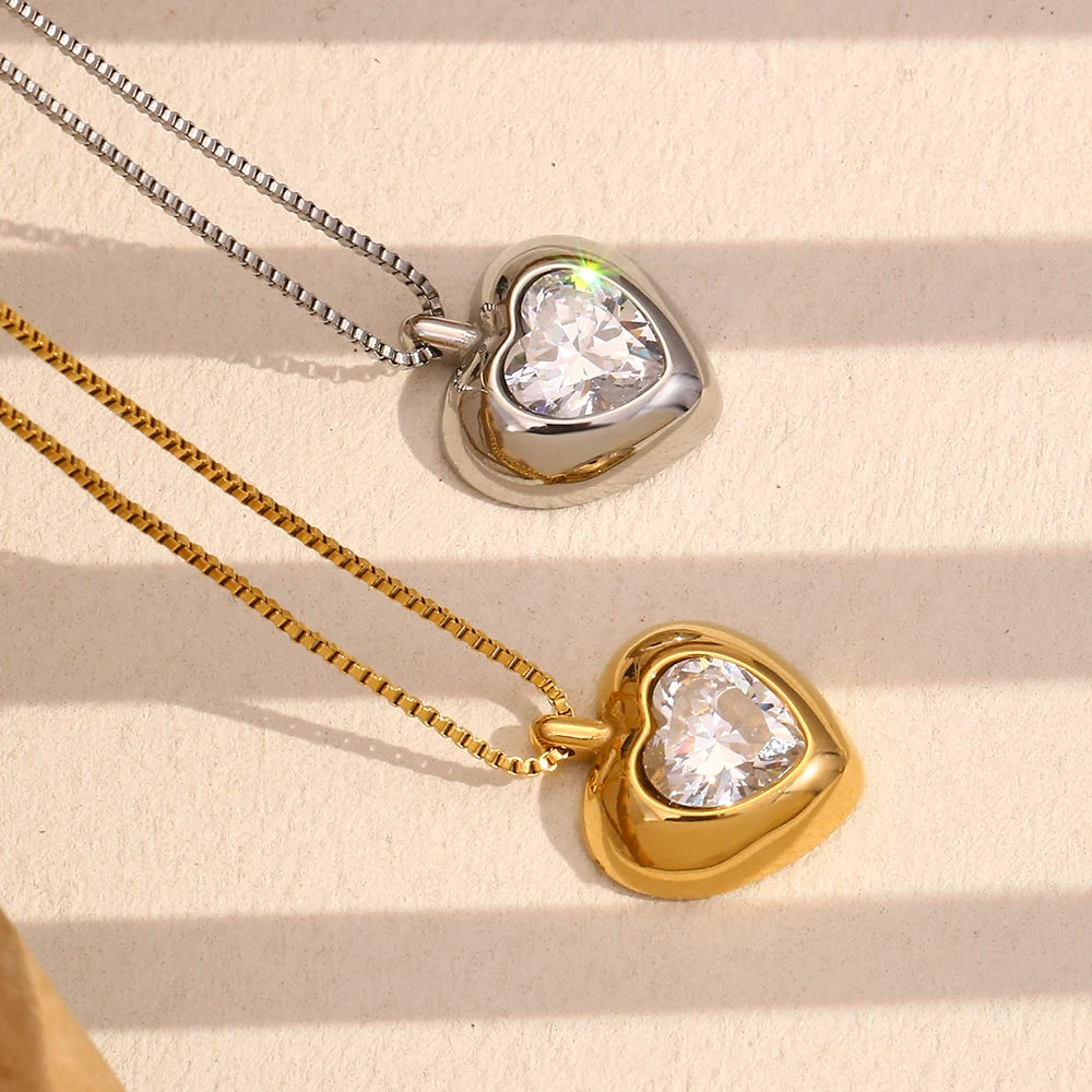Heart Sara Necklace